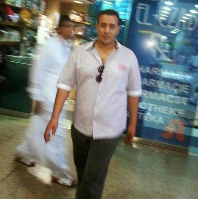 سلام علي الدنيا ان لم يكن فيها صديق صدوق صادق الوعد منصفا