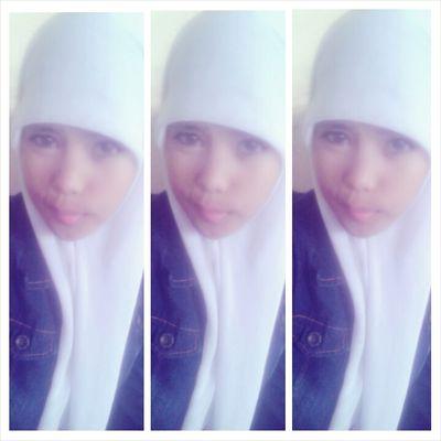 Panggil ajaah Anyund :)