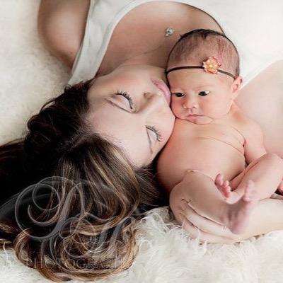 world_best_moms's profile picture. Here to post the best mommies and mommies to be all around the world and of course your little ones too! If you would like to be featured just tag me! ❤️