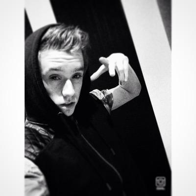 Instagram : @Offixialdxlfin