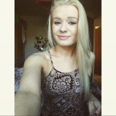 Instagram: sophieblackford_x
