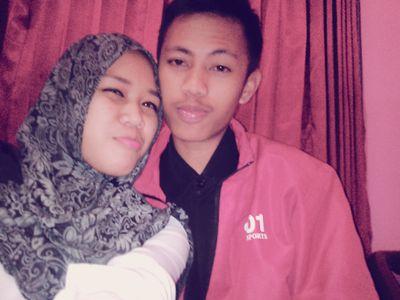 imam_priyoga's profile picture. Mon avenir c'est vous, J'ai besoin de vous ici :*  @RositaAyuu