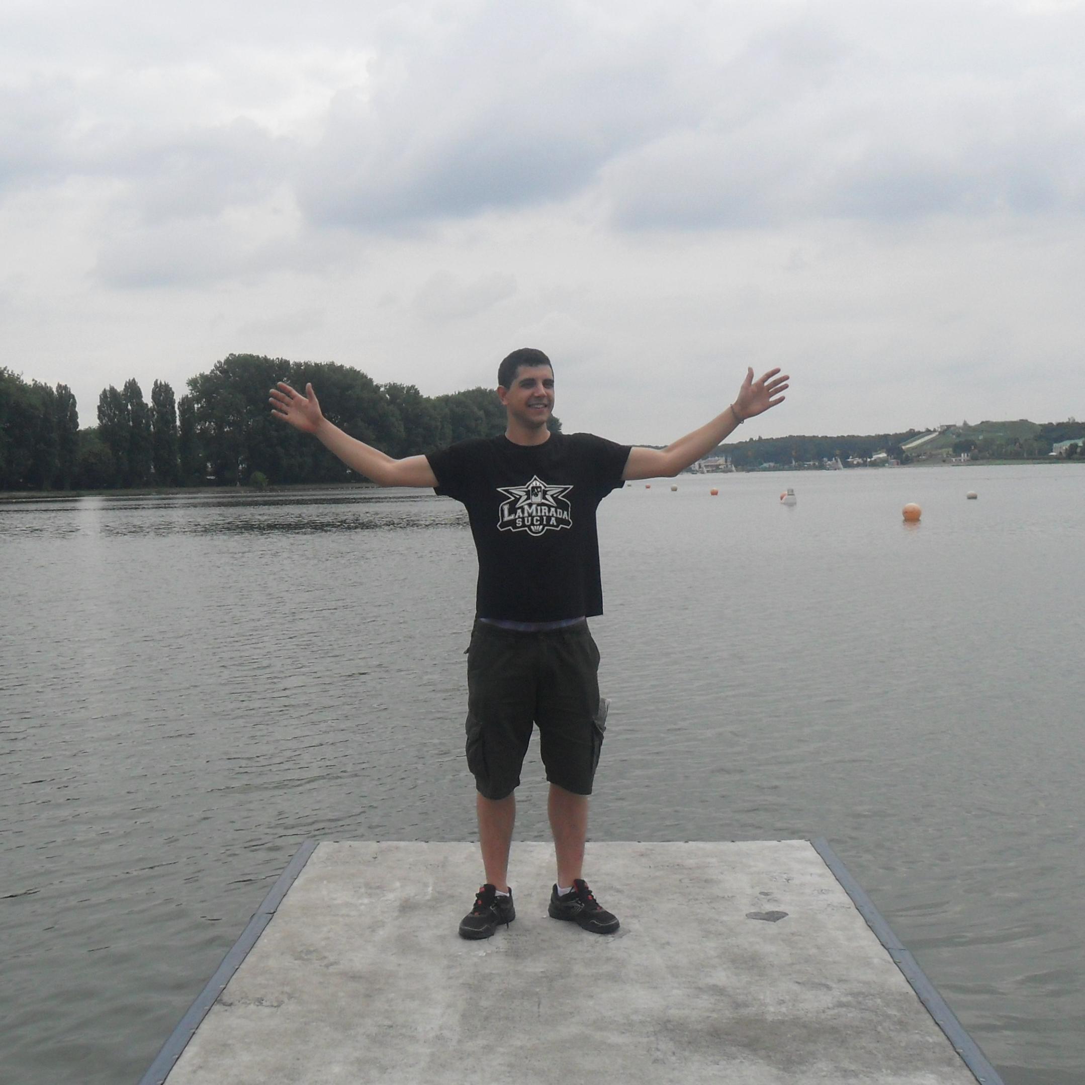 alvaro_codo's profile picture. Último superviviente de Agronomos