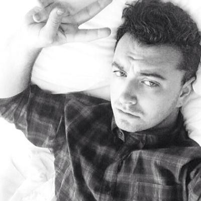 wonderful_smith's profile picture. helpless without @samsmithworld ❤️ #littlesailors