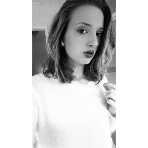 Dream , believe and make it happen. ♡