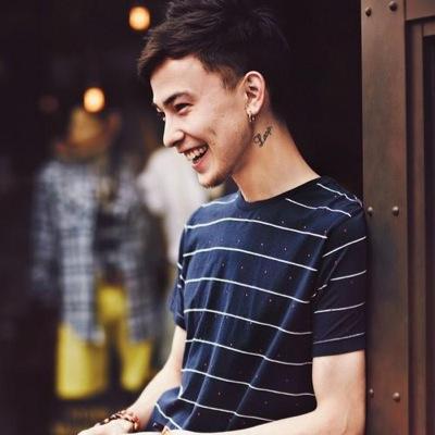 สาระไม่มีหน้าตาดีไปวันๆ ♡