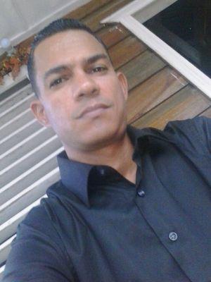 d1b294aa423d452's profile picture.