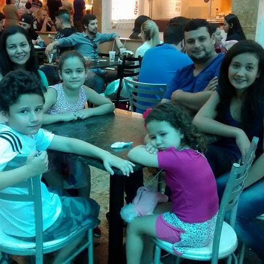 entre mil outros vc,entre mil sorrisos o seu,entre mil amores o nosso...
