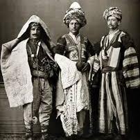 ayhangerkin's profile picture. Kürt, Dindar, Silahlara Karşı