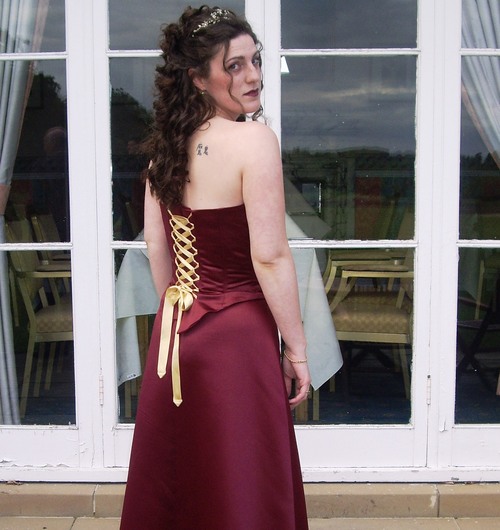 A 40-something semi-crazy lady who loves music and books and running around outside. Did I mention crazy?!