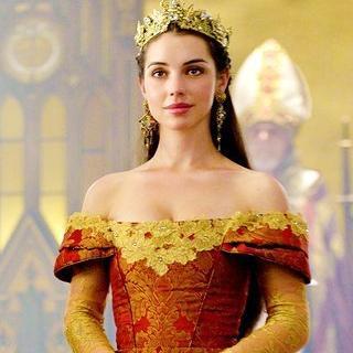 Fantasma de la torre Ravenclaw. ¡No me llames Dama Gris! {I trusted once, and he betrayed me. Why should I trust you?} #HPRG