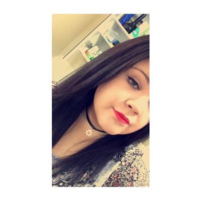 Book enthusiast, comedy lover.