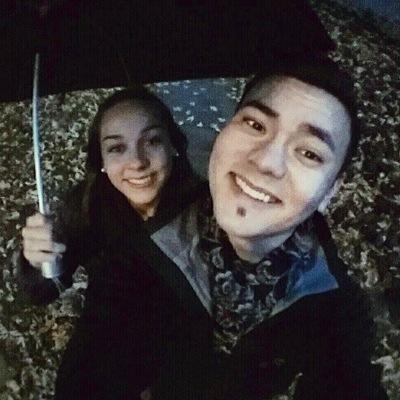 rebekahstrang's profile picture. 