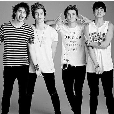 I'm obsessed with 5sos and if u are to we are family.. ❌MICHAEL PLZZ FOLLOW ME❌ASHTON PLZZ FOLLOW ME❌ LUKE PLZ FOLLOW ME ❌CALUM PLZ FOLLOW ME❌