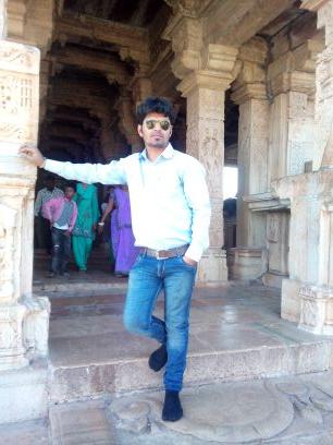 Political Analyst.
proud Hindu but respect all religious..

keen watcher of How Democracy works in India. and  @iamsrk fan