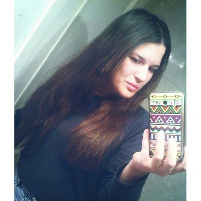 AndreaClementte's profile picture. 15m y 18J. Que a mi no me hace falta estrella, que me lleve hasta tu portal.✌ PISPINA, siempre a mi lado. 59SLMB