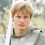 The Once and Future King of Camelot. I’ll do whatever it takes to insure peace and harmony in the kingdom. { #Merlin RP 18+ }