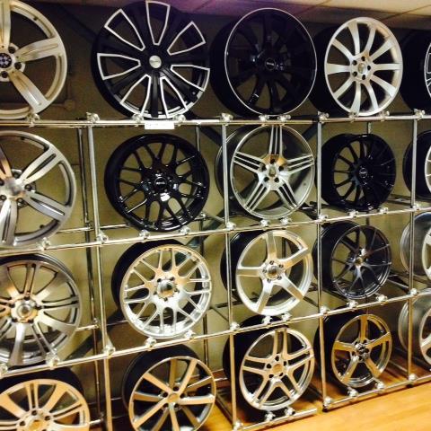 Leading wholesaler for FOX, RIVA, NOVUS and F.X Alloy Wheels. Thousands of alloy wheels and tyres in stock, fast delivery and cheapest UK prices 0203 2602950