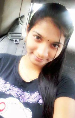 I  LovE My Life!!!!! 
Hi am Leela.......... Im A Super Friendly Person!!!!!! So Follow me and i will follow you back!!!