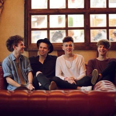 Italian fan account for @CanarySwing: @Canary_George @Canary_Cory @Canary_Ben @Canary_Brad ✌ 4/4 + band acc.