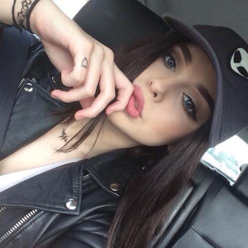 My oder half @illegallyqueen