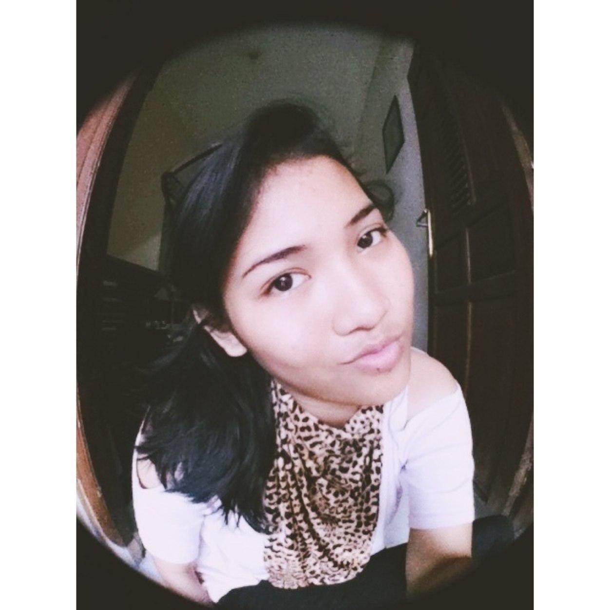 Line: dndanggraaa Path: Adinda Anggra IG: DNDANGGRA