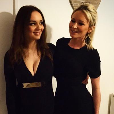 yellieAndKaroon's profile picture. 