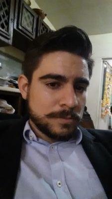 Maestro eb Gestion de Tecnologías, actualmente programador web y de escritorio, amante de los videojuegos y de la musica