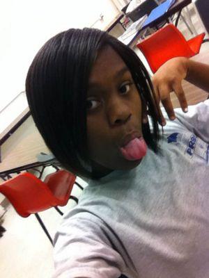 Fuck fake Bitches, don't trust nobody but 3... so Follow me, cause I follow back