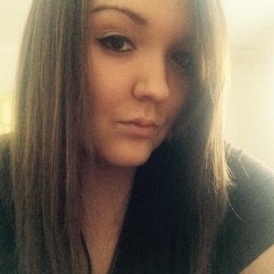 Sales Administrator, family girl & Lover of all things Nail polish... Massive Supernatural fan!