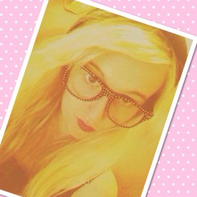 I am becky annie ❤️❤️ 
I love you Andy Fovvler ❤️❤️
I am a Andy's Fovvler girl's ❤️❤️