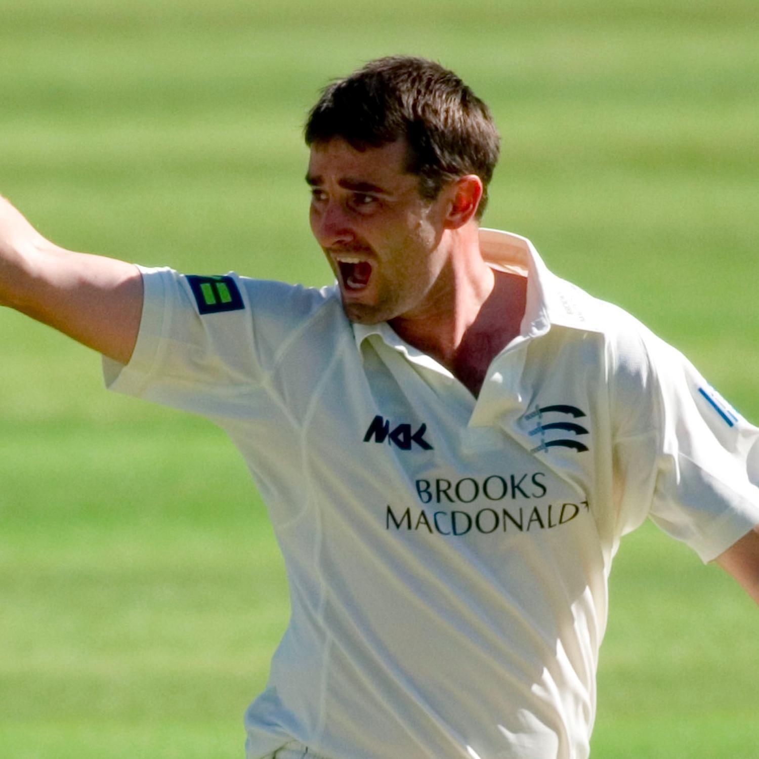 News and info regarding @Middlesex_CCC and @Irelandcricket @tjmurtagh's 2015 benefit year