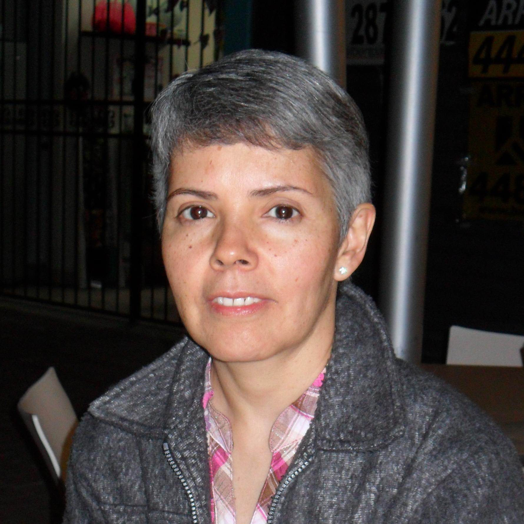 Adriananahc's profile picture. 