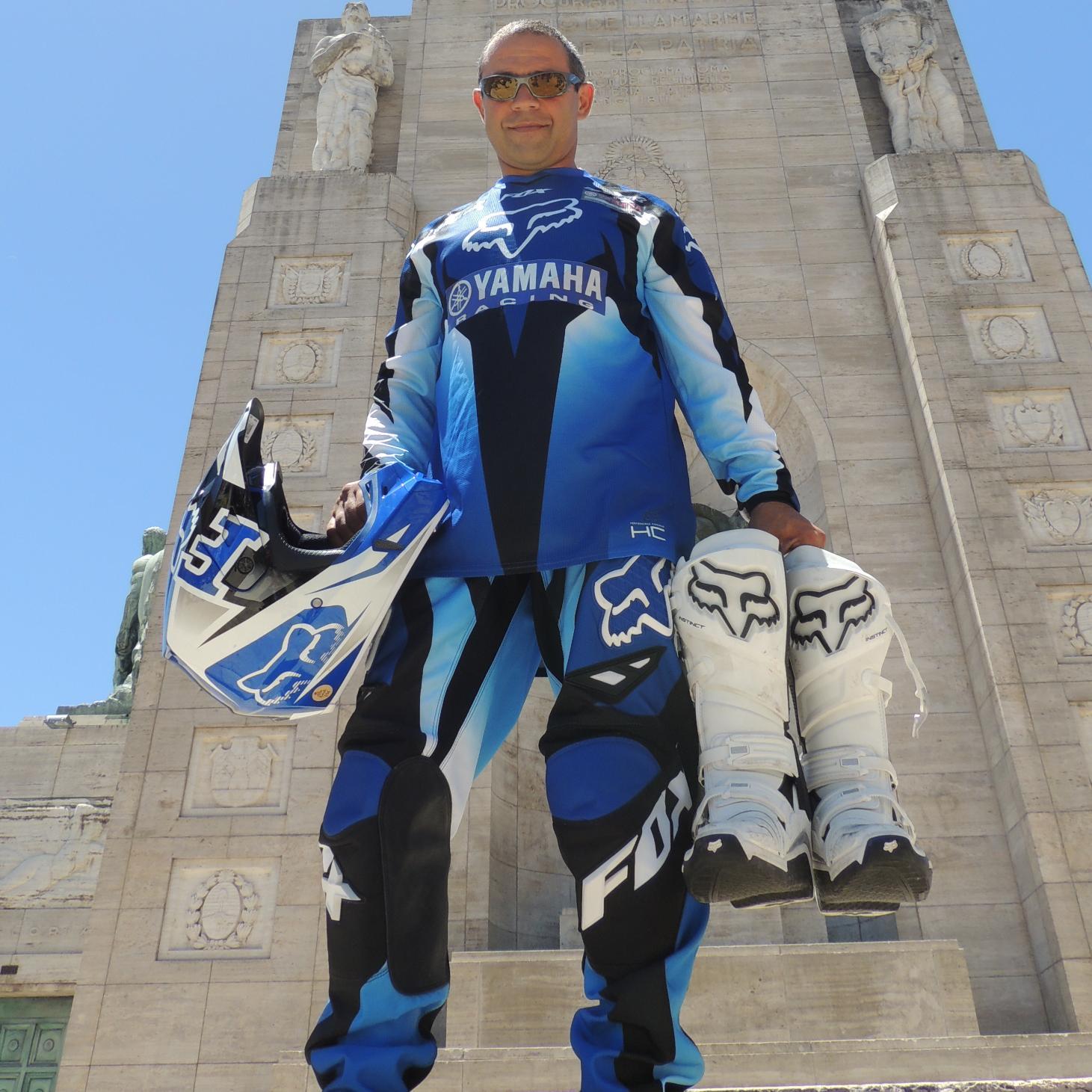 PIloto Oficial de Yamaha Motor Uruguay en el Dakar. Cuenta Oficial de Sergio Lafuente.