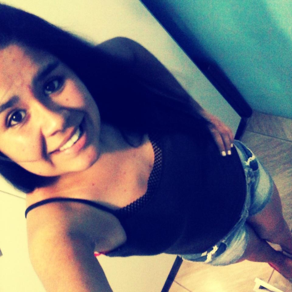 Maii, colorada tchê, 19 anos.
instagram : maiiraasantos
snap: mairaa_o
kiwi: @mairaasantos .. segue lá ;)