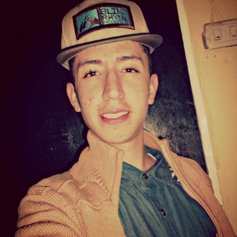 No eres lo que dices eres lo que haces. haceshttp://instagram.com/brmartinezjose/