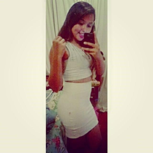 Aprendi a ser forte quando tive que me erguer sozinha.