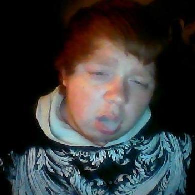 Im 18 i love Weed. I also play Xbox 360 my gamer tag is Pure Psyco.
