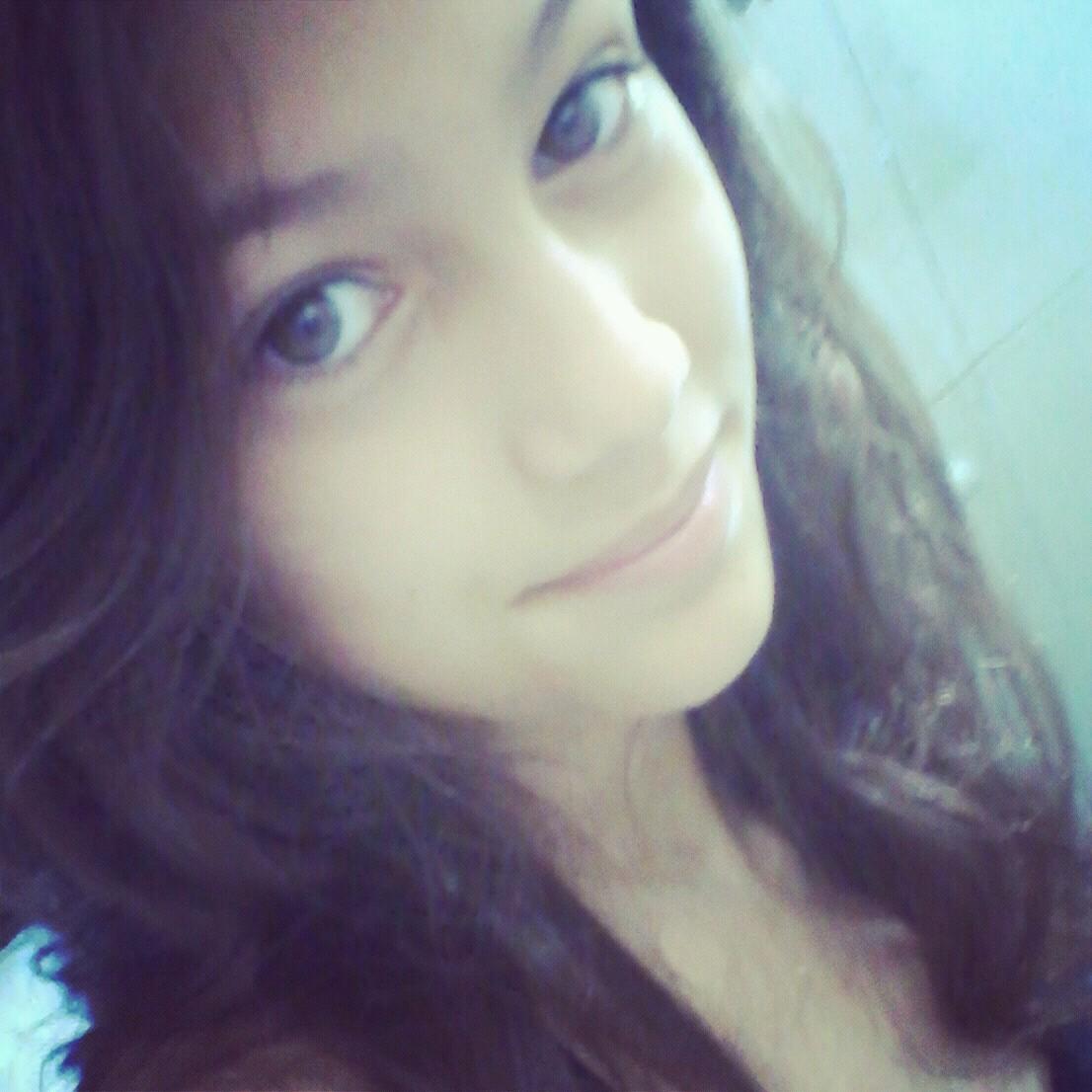 -Luanete siiim    -solteira siim, sozinha nunca ✌ bj bj