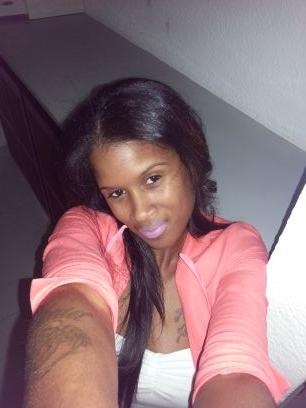 mrzgoldie518's profile picture. 