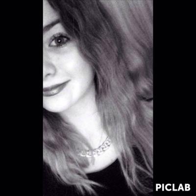 sandradoggs's profile picture. 