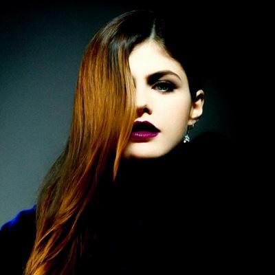 15.~Hermana pequeña de Dylan~Give me a reason for trust you,mudblood~{#CierraChochitosProfesioná}•{#EliTeam}•{Adam ❤️}•{Travis es mi amigo puppy}