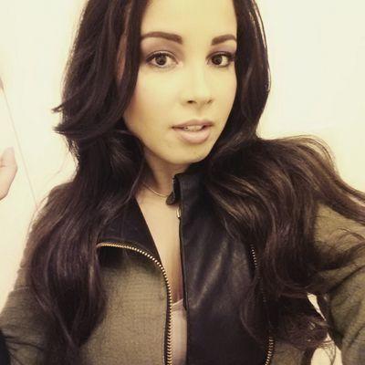 Vikkylicious1's profile picture. Chocolate. Beer.Latina.Fabulous.Beach.I sell makeup.