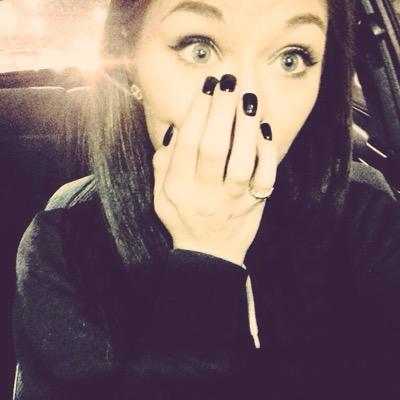 Nikki_leeee's profile picture. ALL ABOUT MY STINKBUG & THE MULAA'