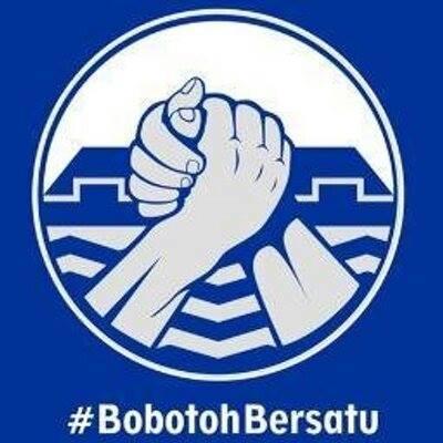 Persib Bandung Die Hard Fans | No More Clash No More Hate We Stand Together As One As Bobotoh | The Famous Bobotoh #BobotohBersatu