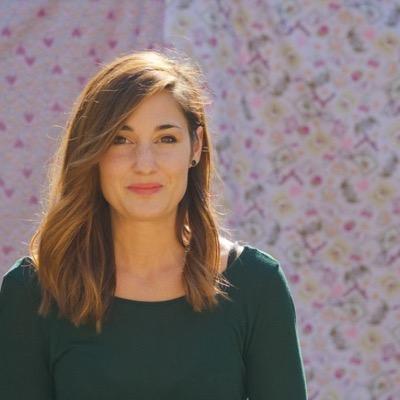 Étudiante en Notariat. Intéressée par le Droit des Affaires et des Sociétés, et le Droit Immobilier.