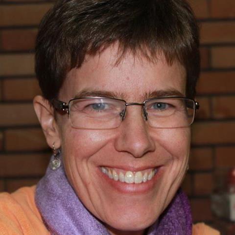 Ann lives in Roswell, GA, works at Education First, plays in Maine and enjoys a good geocache. Views/tweets are my own.