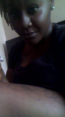 mother of two girls 

what you see is what you get 

ladyChese