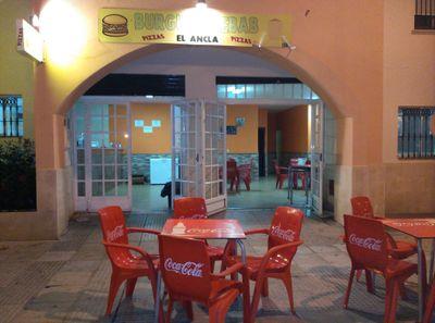 Plaza los marineros, punta umbria 
número para pedidos:653370328