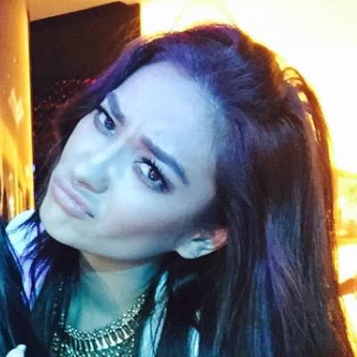 HalebBoyliar's profile picture. #PrettyLittleLiars is my main LOVE haleb is my other main LOVE ::: keep cool and follow for a follow back....+.... Haleb . Spoby . Emison